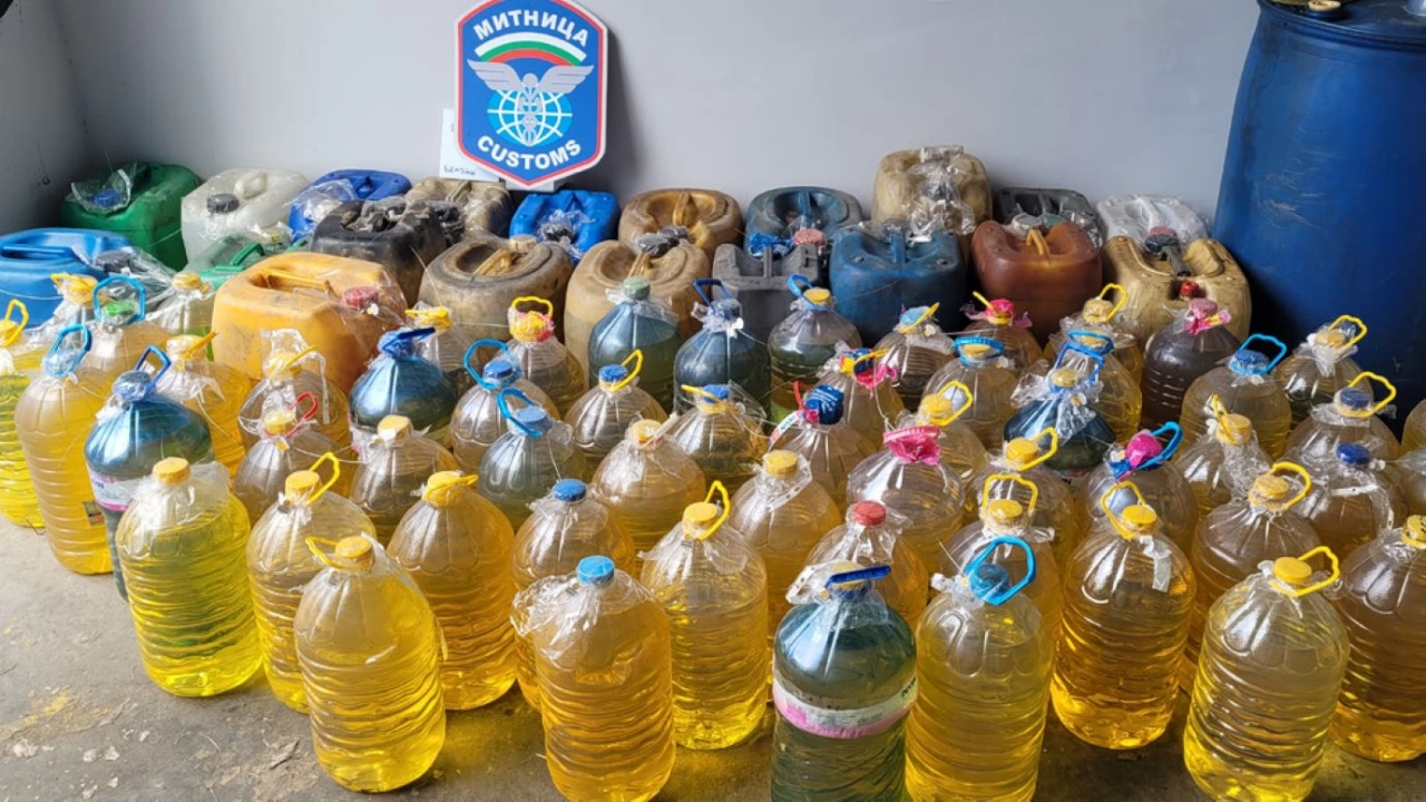 Във Варна митническите инспектори са задържали огромни количества фалшив алкохол