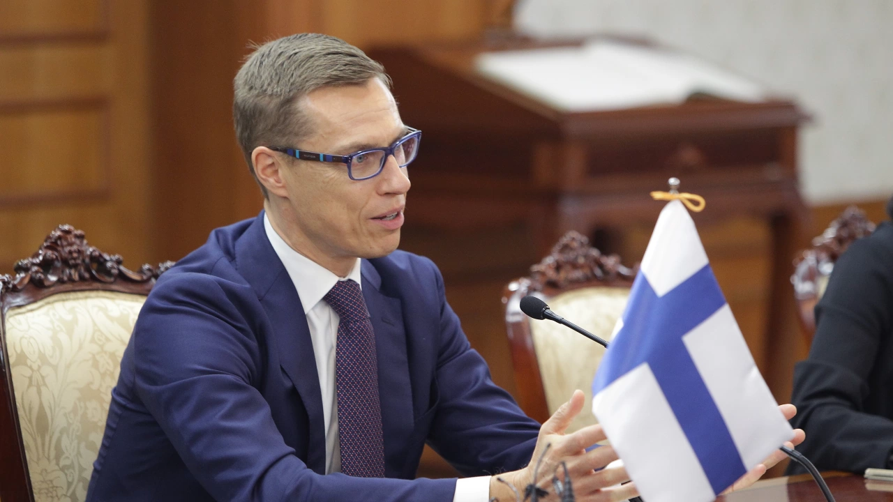 Дясноцентристът Александер Стуб води на първия тур на финландските президентски