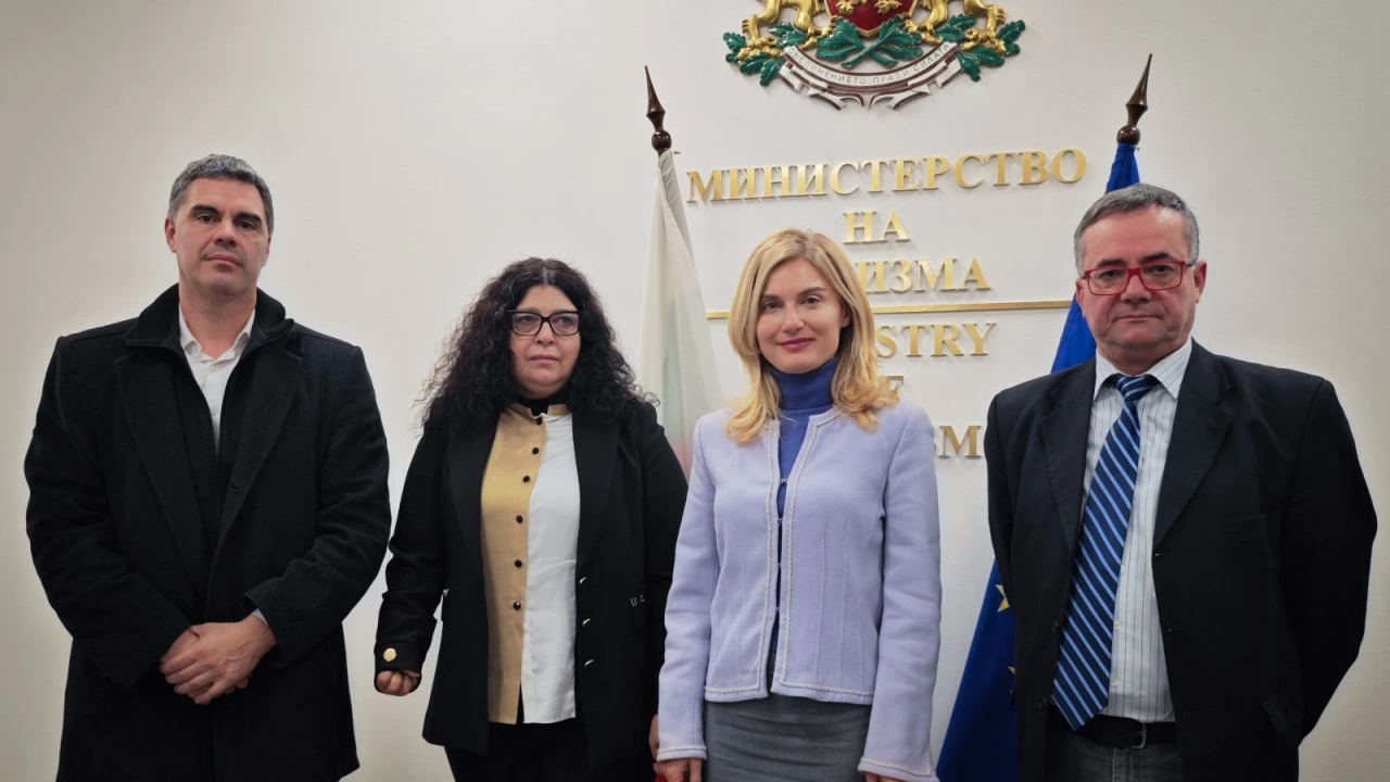 Министърът на туризма и областните управители на Бургас – Пламен