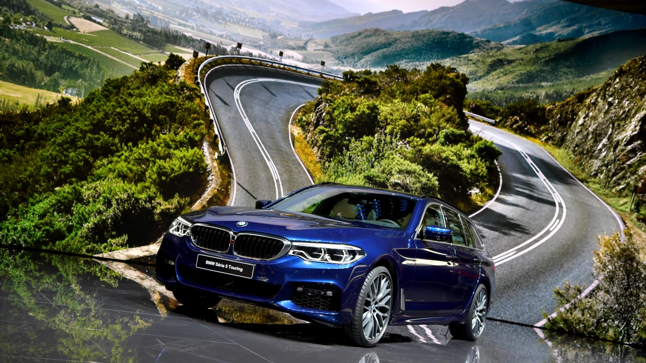 BMW продължава да представя нови модификации на свои модели за