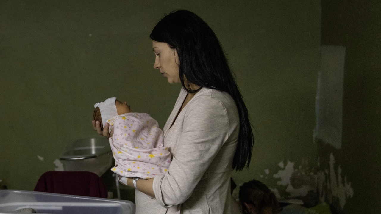 Грипната епидемия в Бургаска област напълни отделенията с болни деца