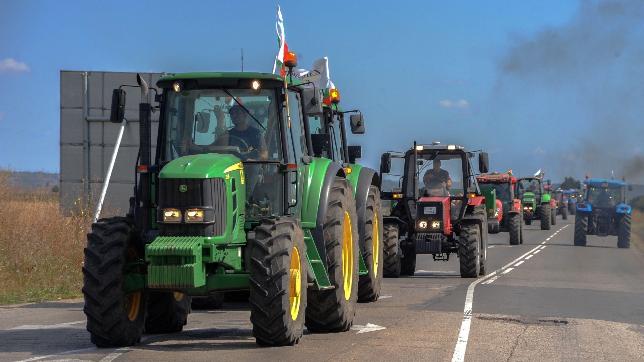 Земеделците излизат на национален протест в цялата страна. Te отхвърлиха