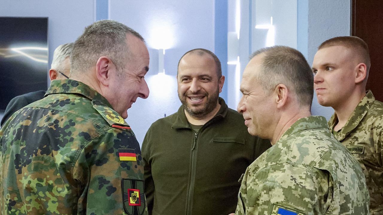 Ръководителят на германската армия се срещна в Киев с новоназначения