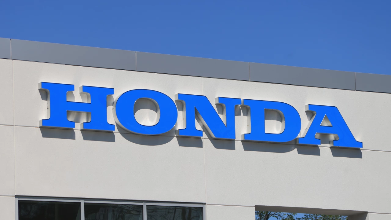 Печалбата на японския автомобилостроител Хонда Honda е нараснала с 3 5