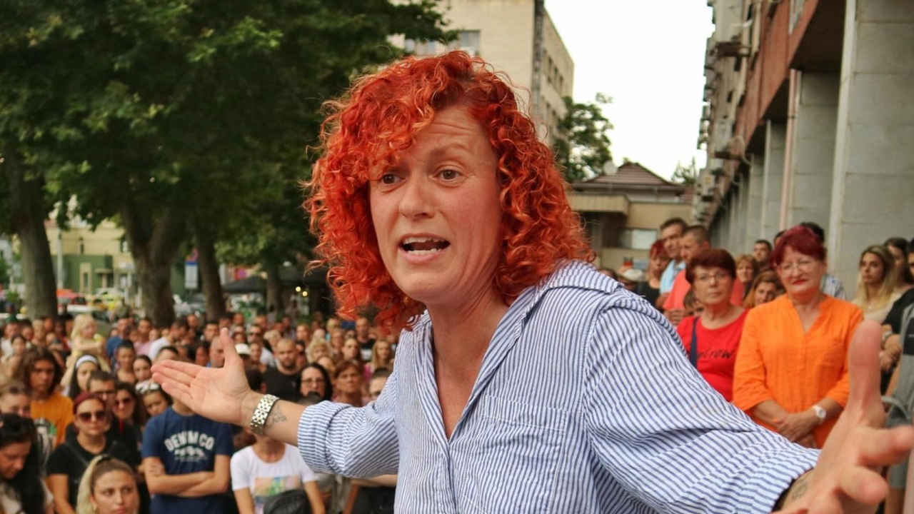 Люси Дяковска: Германците ме избраха не защото съм гей, а заради волята и смелостта ми