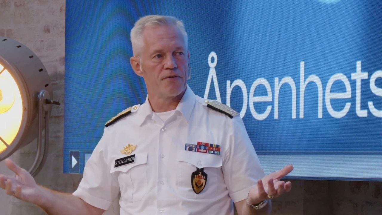 Шведският главнокомандващ наскоро се появи в телевизионно предаване за деца