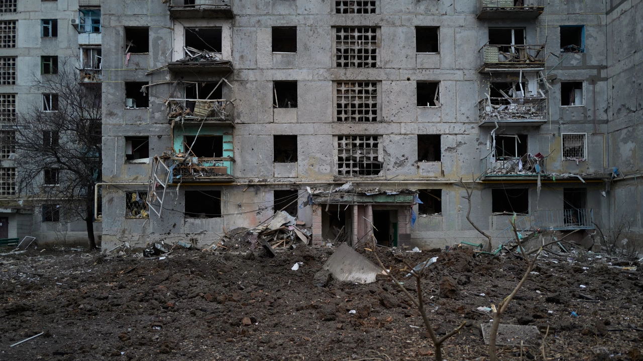 Въздушна атака е ударила руския град Белгород край украинската граница