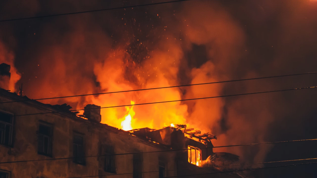 Изгоря училището в село Соволяно община Кюстендил  Сградата е построена през далечната