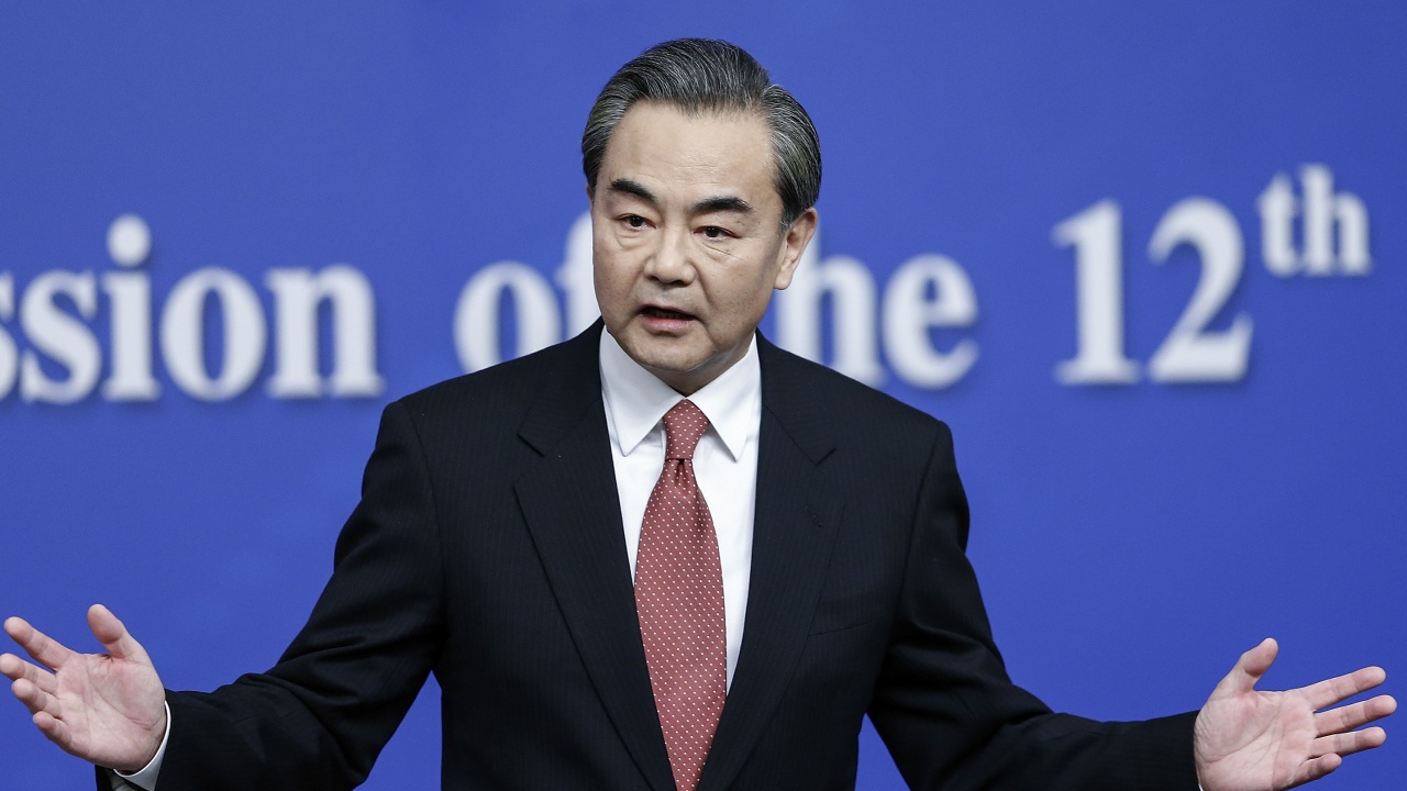 Китайският външен министър в Испания: Страната ни  е готова да си сътрудничи с ЕС в името на свободната търговия