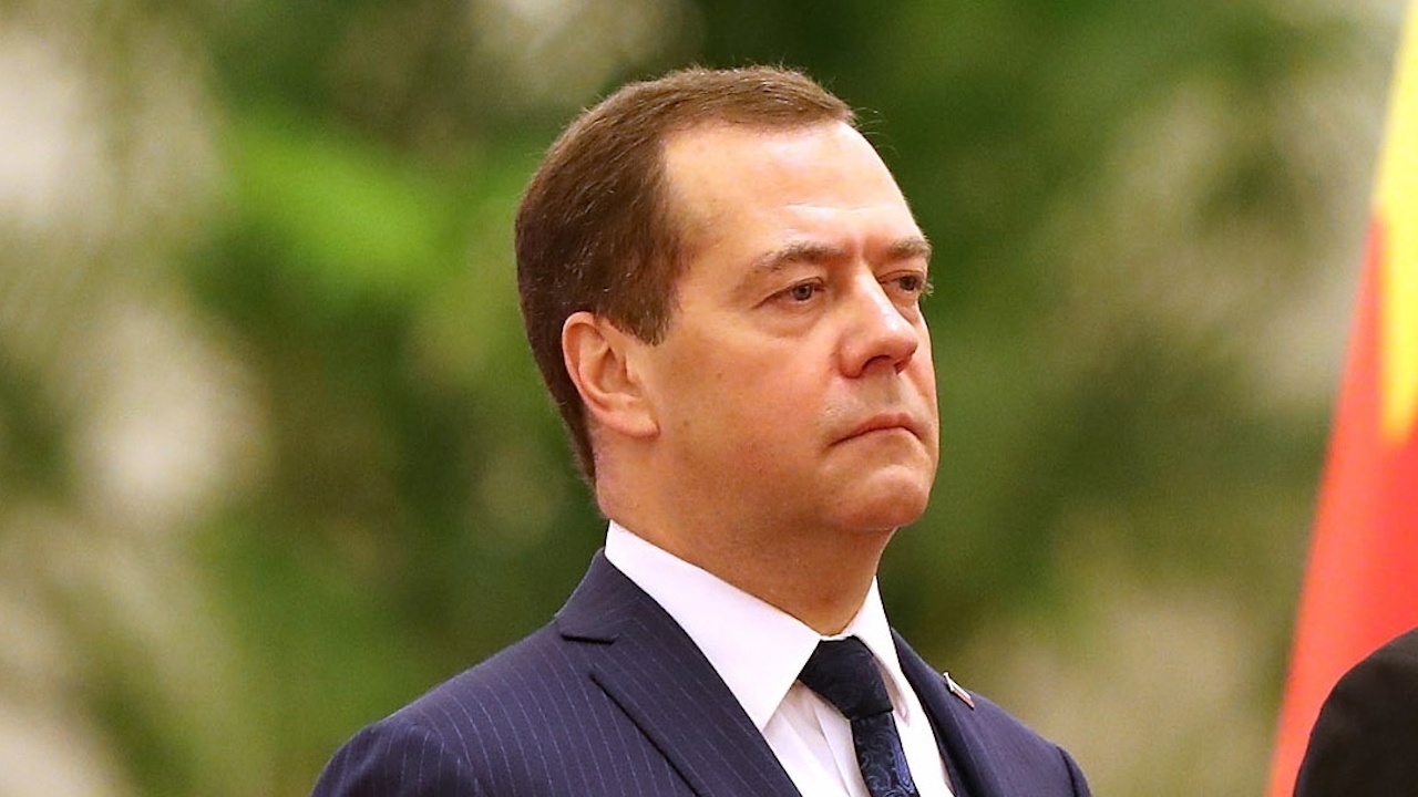 Медведев иска Одеса да се върне "у дома" в Русия, зове за превземане на Киев