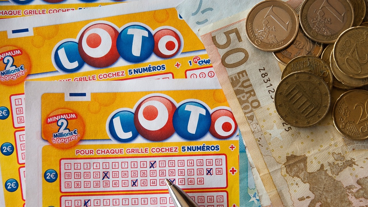 Двойка се съди кой да получи джакпот, спечелен от лотарията