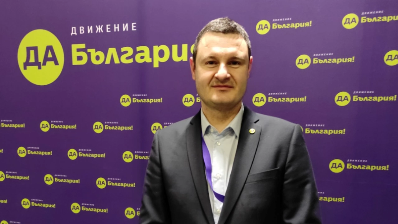 Симеон Ставрев е общински съветник втори мандат в СОС от