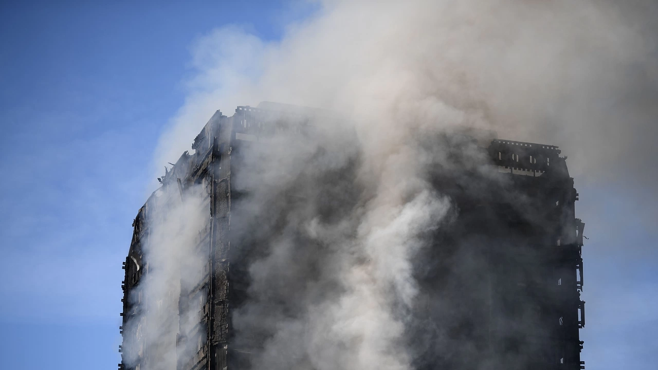 Броят на хората загинали при пожара в жилищна сграда във