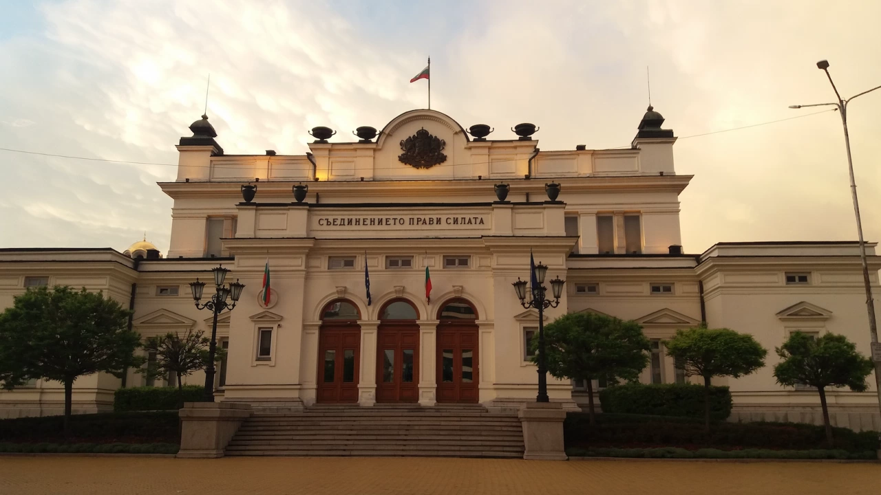 На 24 февруари 2024 г  историческата сграда на българския парламент ще