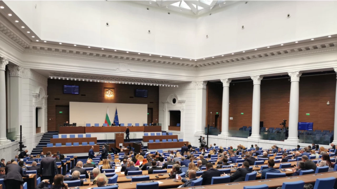 Парламентарната група на Продължаваме промяната – Демократична България ПП ДБ внесе