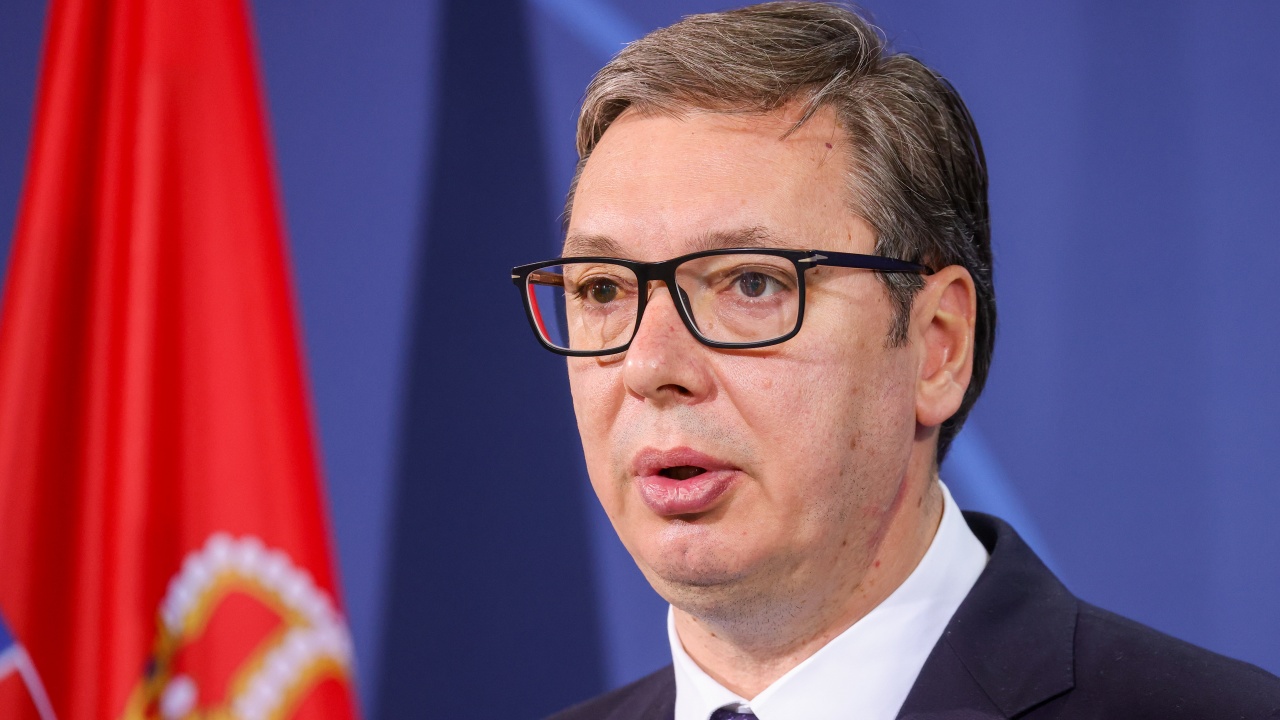 Вучич направи загадъчно изявление за заплаха за националните интереси на Сърбия