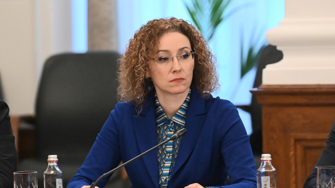 Едно от най-големите предизвикателства за пазара на труда са младите хора, каза Иванка Шалапатова