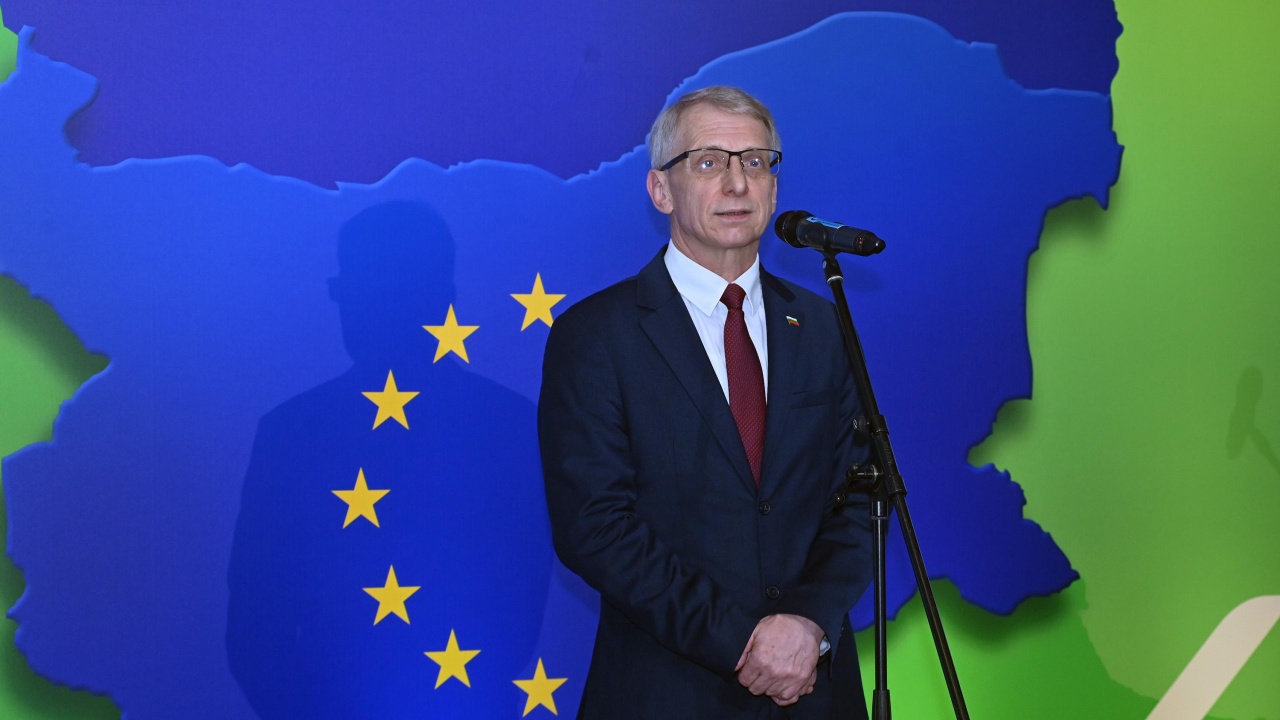Денков отвърна на критиките на Радев за конституционните промени: Без тях днес нямаше да сме в Шенген