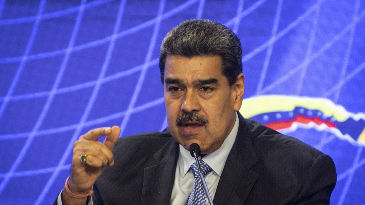 САЩ връщат петролните ограничения за Венецуела