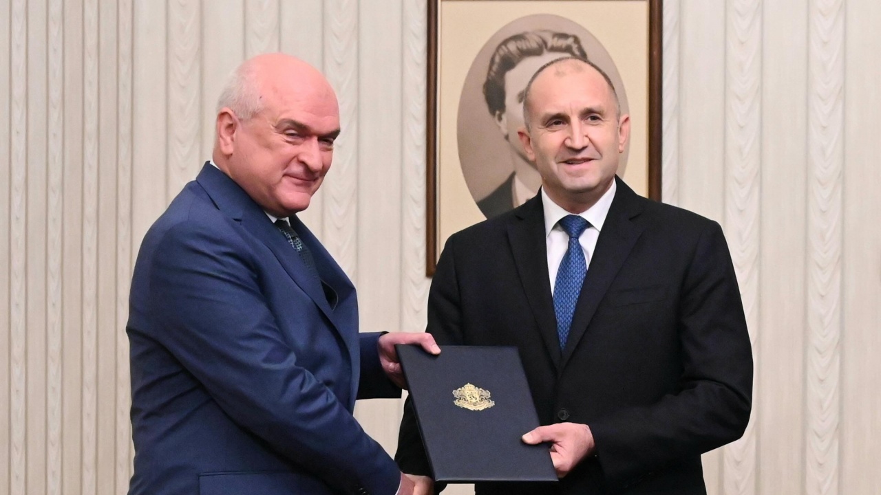 Политическо напрежение: Президентът покани на среща Главчев