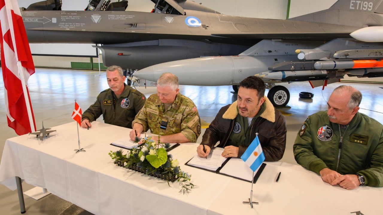 Аржентина купува 24 изтребителя F-16 от Дания за по-малко от 300 млн. евро