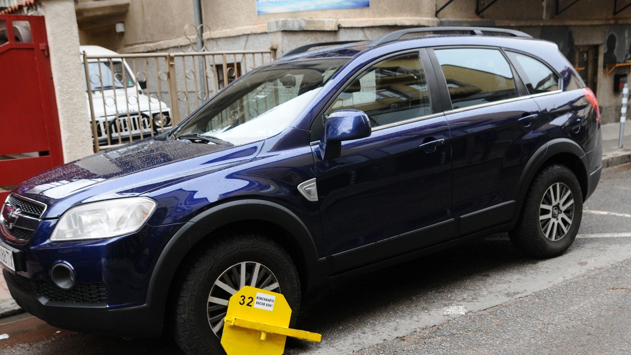 Затягат контрола срещу неправилното паркиране в София