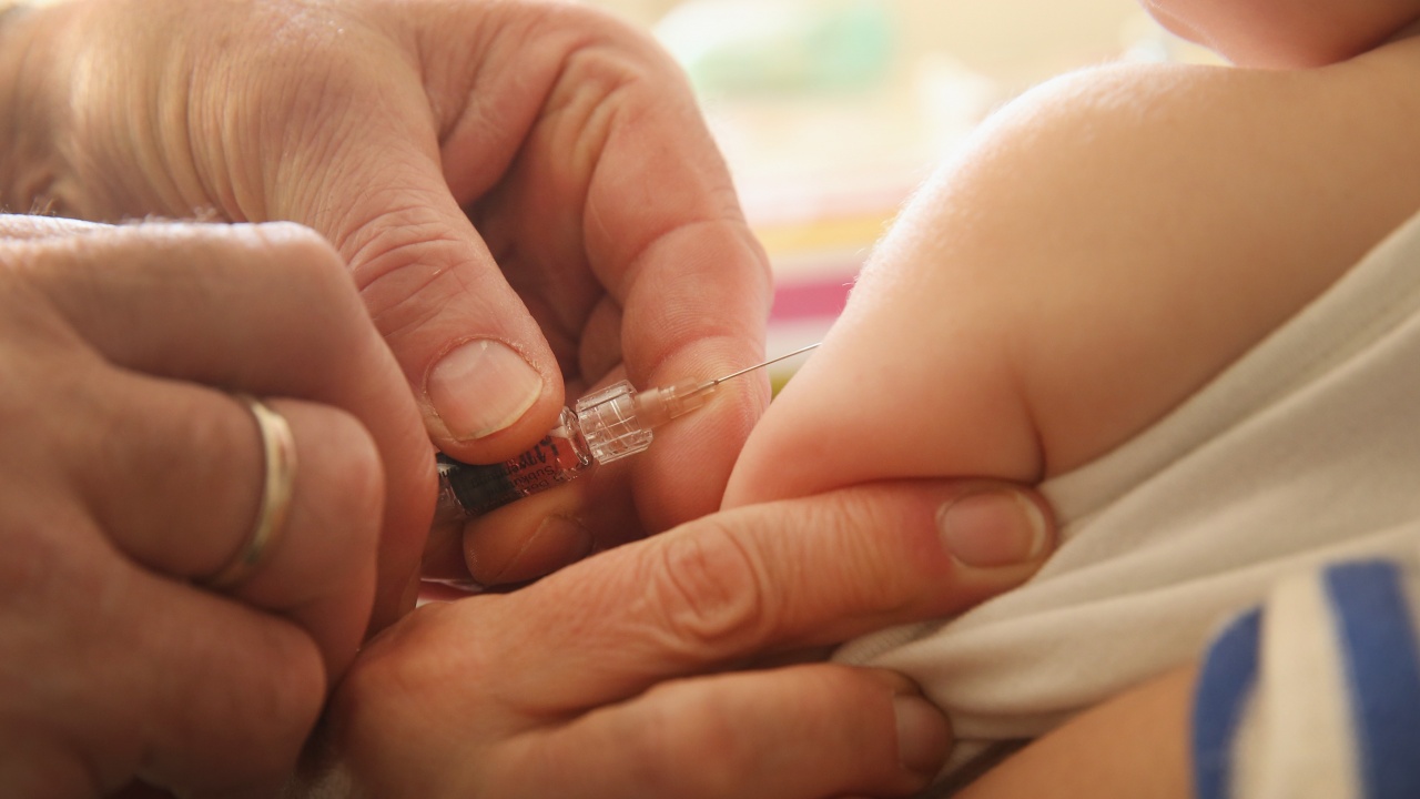 61% от родителите на деца до 4 г. подкрепят задължителната имунизация
