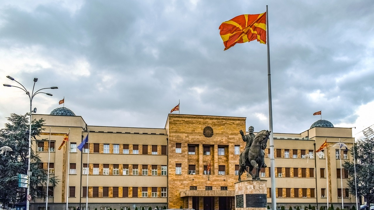 Северна Македония избира между седем кандидати за президент на страната