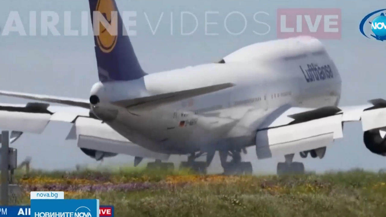 Заснеха неуспешното кацане на самолет на писта в Лос Анджелис