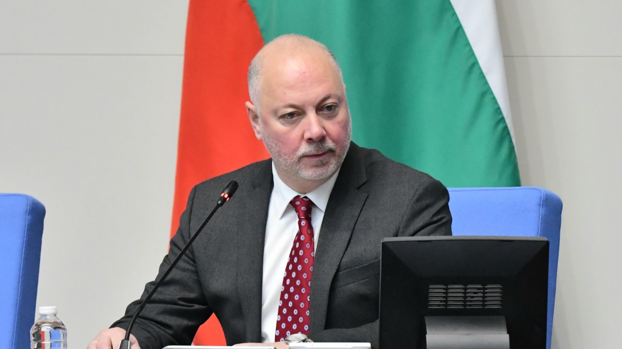 ПП-ДБ внася искане за предсрочното освобождаване на председателя на НС Росен Желязков