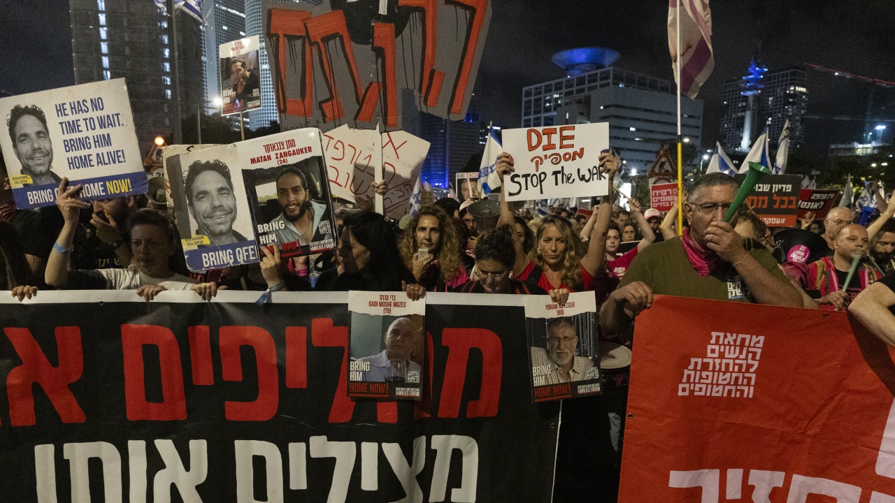 Хиляди израелци излязоха на протести с искане за освобождаване на заложниците