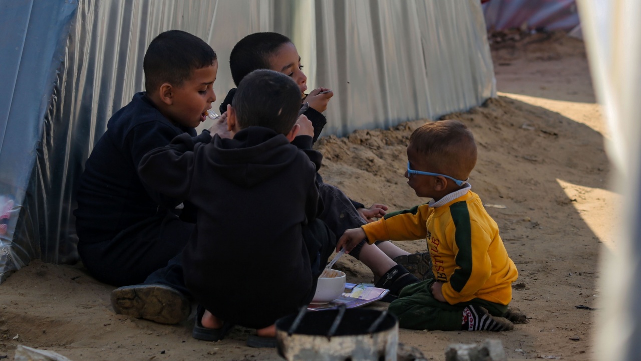 Британски вестник обвини Джо Байдън и администрацията му за глада в ивицата Газа