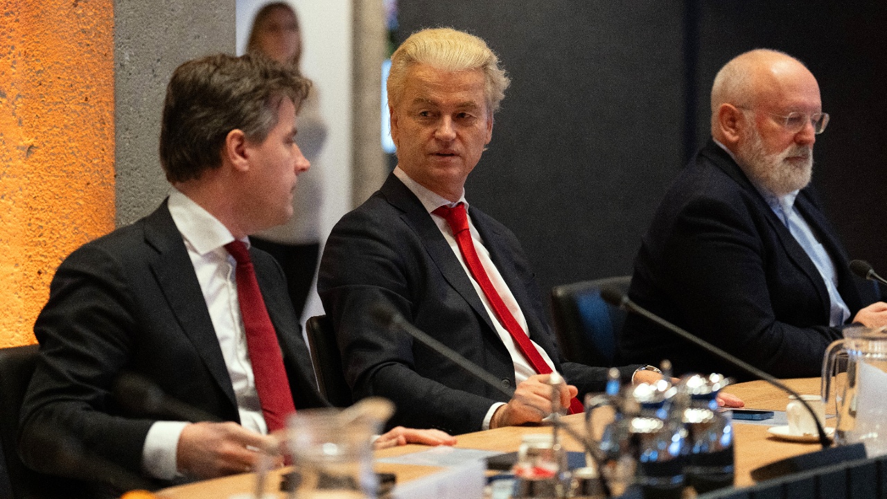 В Нидерландия се споразумяха за съставяне на дясно правителство