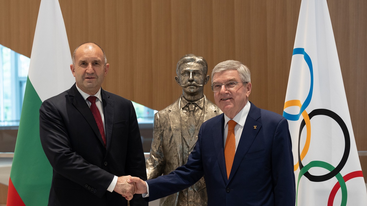 Държавният глава  Румен Радев проведе среща с президента на МОК Томас Бах
