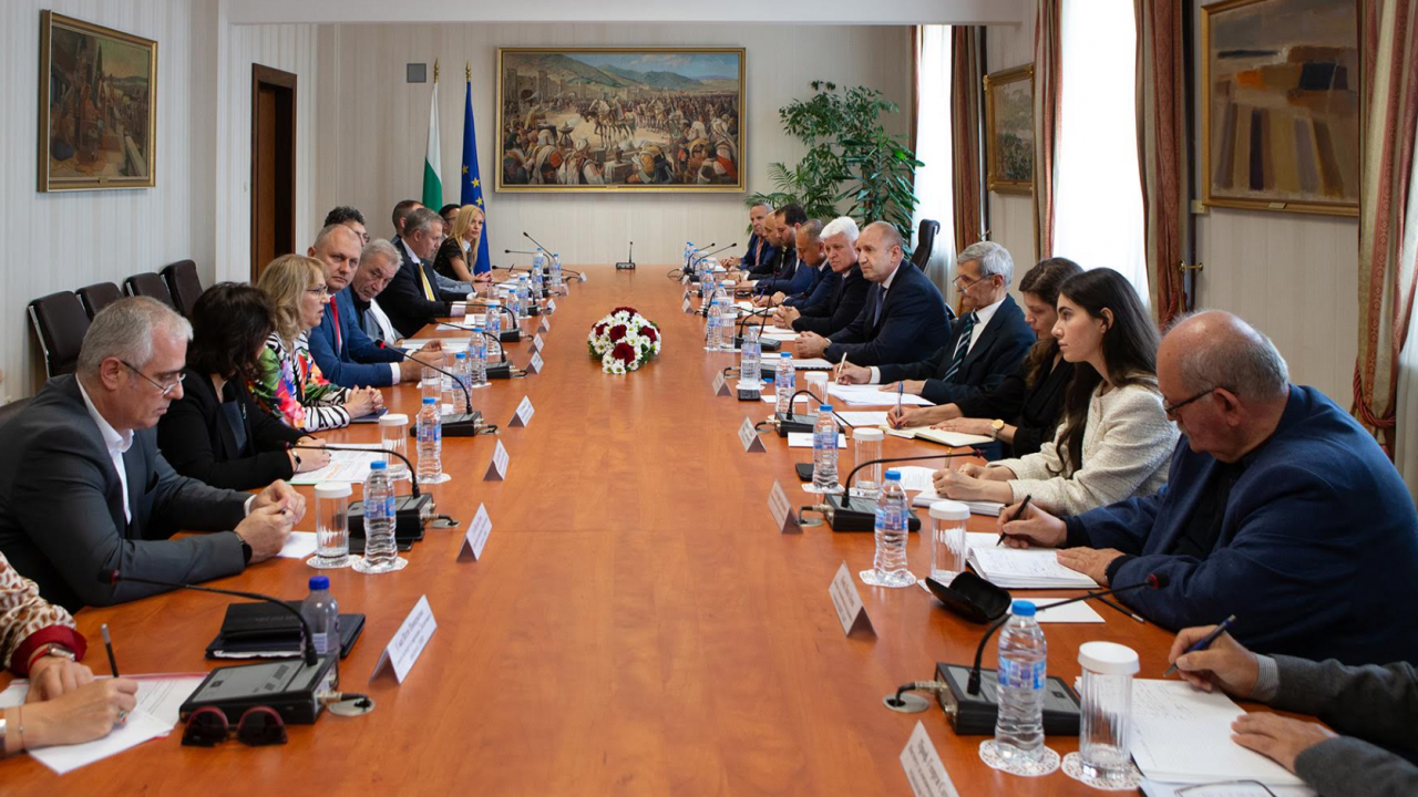 Президентът обсъди политиките на България в областта на космическите технологии