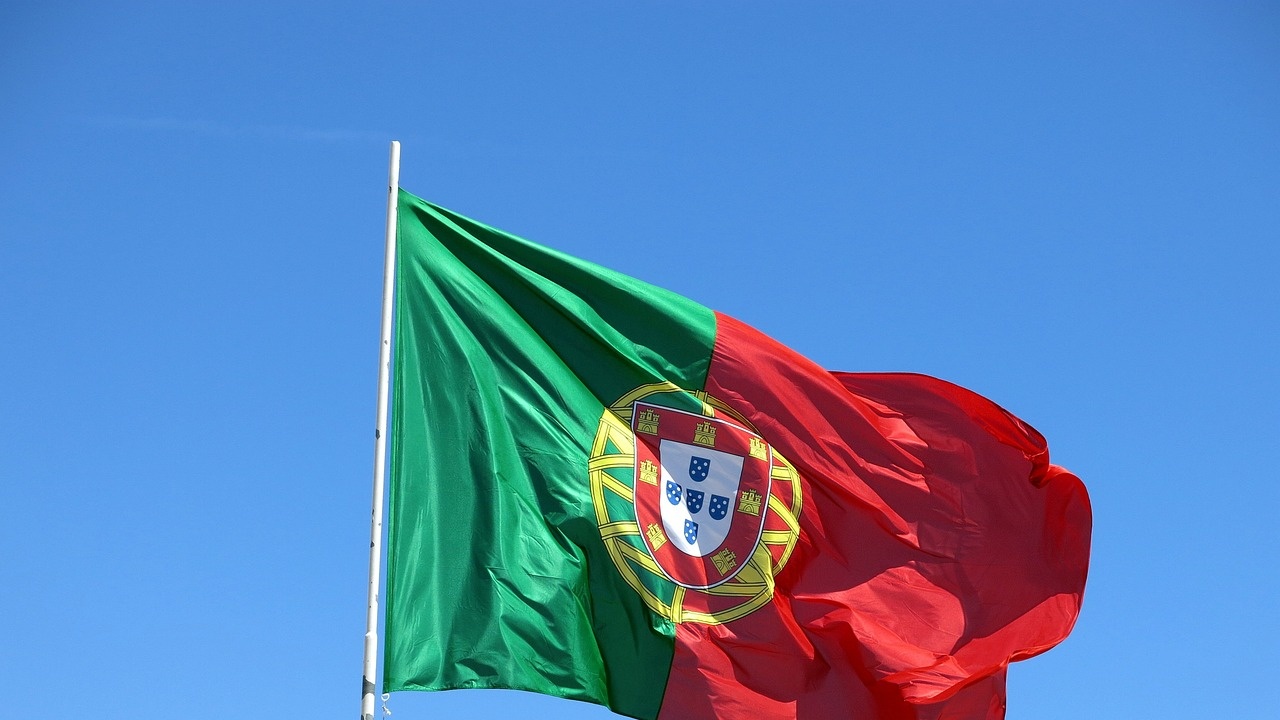 Португалия се очаква да завие надясно, следвайки европейската тенденция