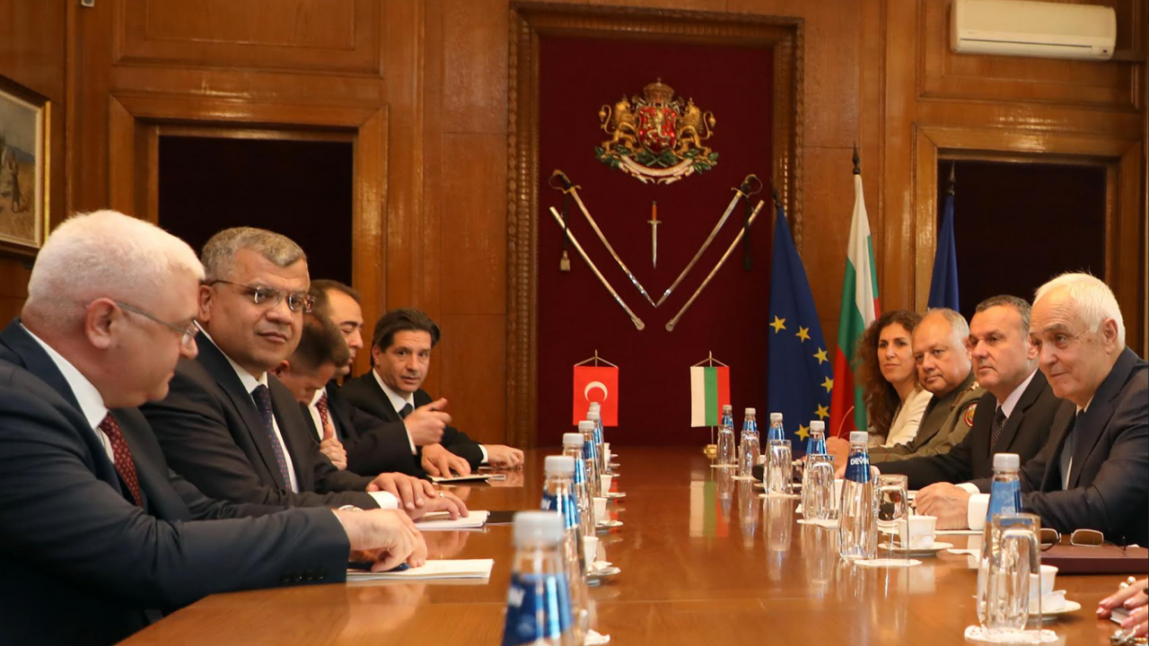 Министър Запрянов се срещна със зам.-министъра на националната отбрана на Турция