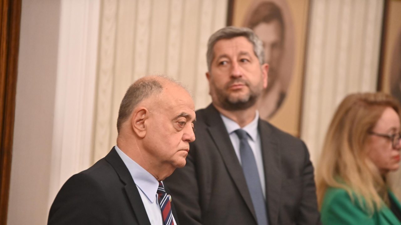 Атанас Атанасов с пост за резултатите от вота и оставката на Христо Иванов