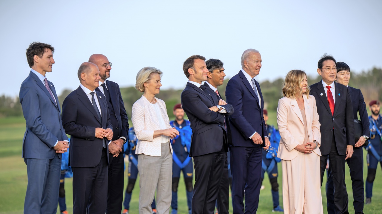 "Това е исторически ден": Лидерите на Г-7 се срещат с папа Франциск