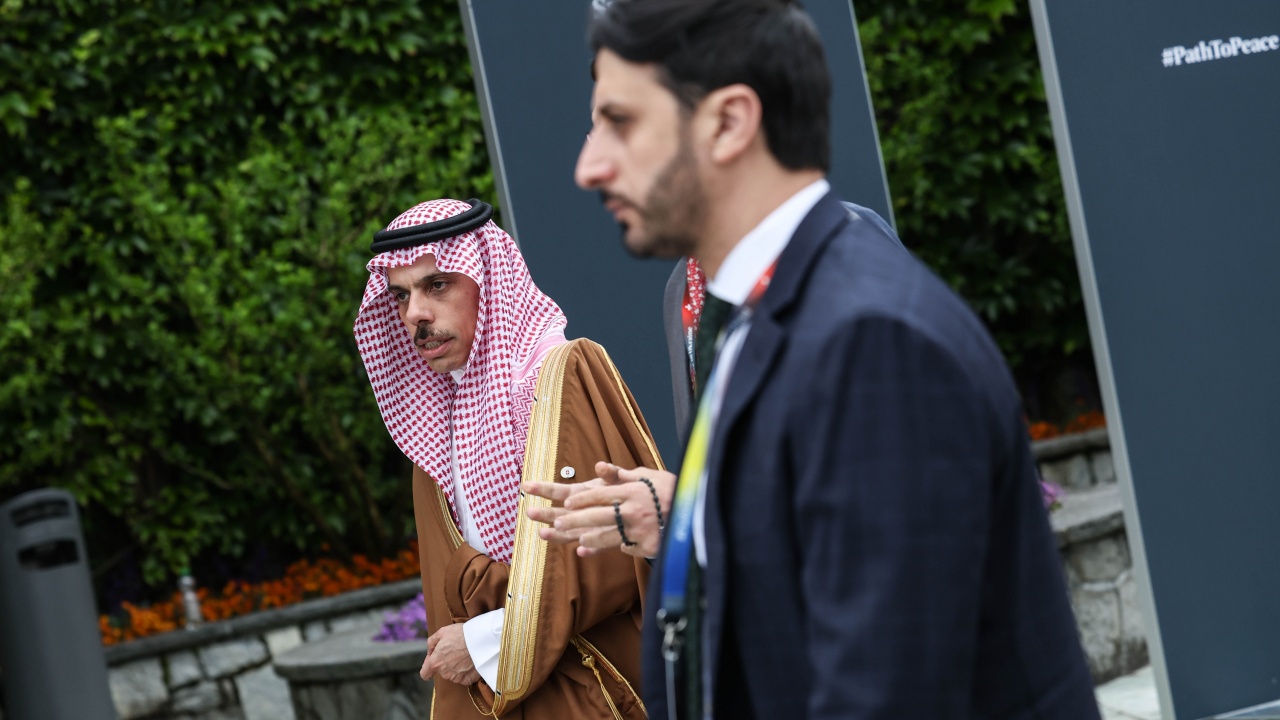 Принц Фейсал бин Фархан Ал Сауд: Труден компромис ще е част от пътната карта, водеща до мир