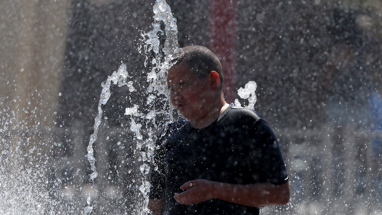 Екстремни горещини в САЩ, засегнати са десетки милиони души