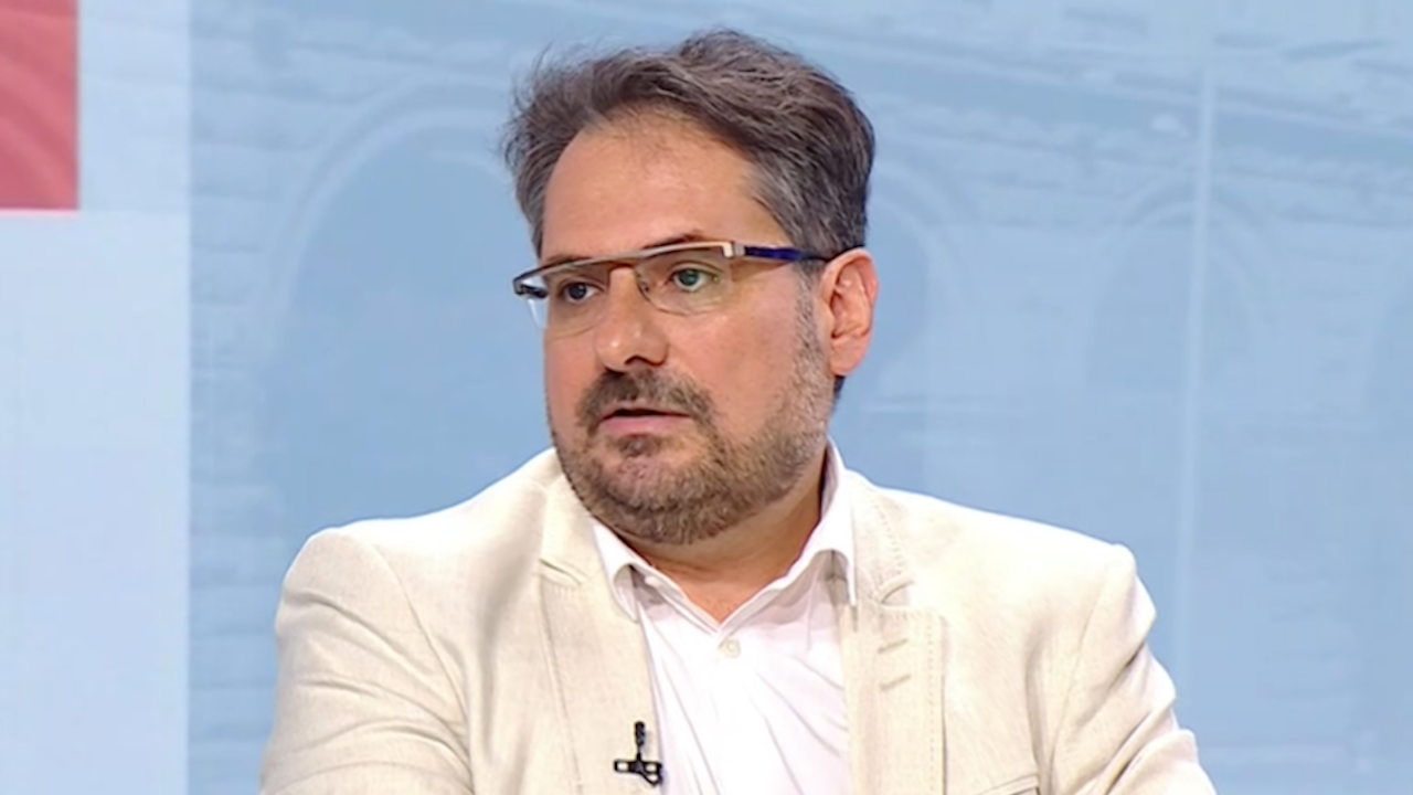 Даниел Смилов: Ако няма правителство, Борисов ще понесе цялата вина