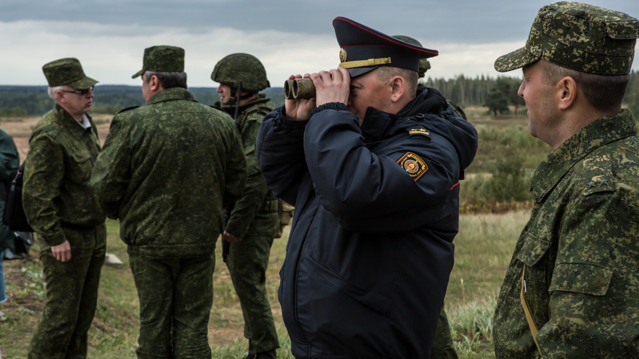 Беларус стартира мащабни военни учения край Полша, Украйна и Русия