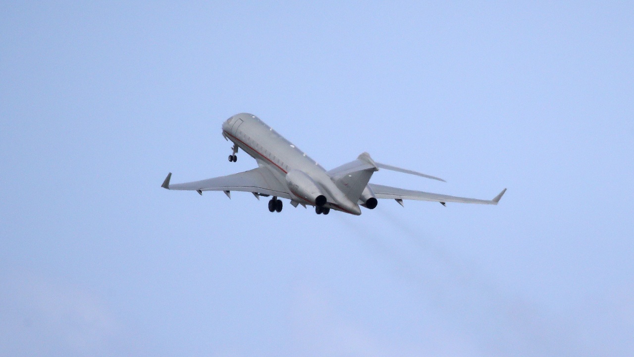 Самолетът на Асандж излетя от американския о-в Сайпан към родната Австралия