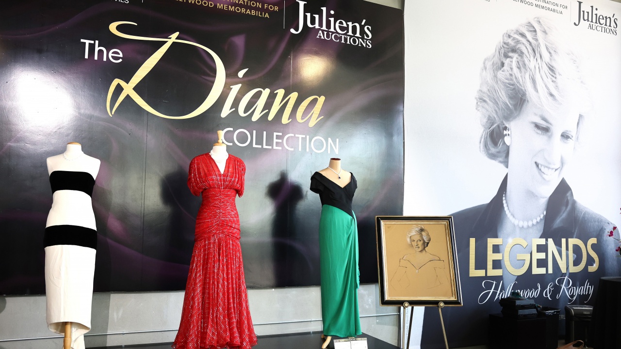 Рокли на принцеса Даяна ще бъдат продадени на търг в Калифорния