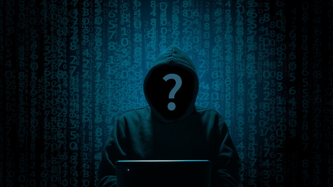 Кой всъщност е Емил Кюлев: хакер използва псевдонима и обещава широка гама от хакерски атаки в социалните мрежи