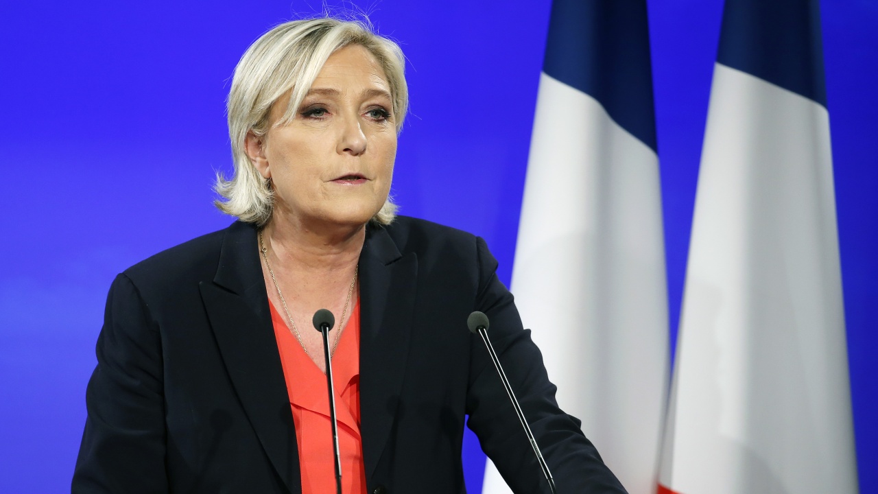 Льо Пен заяви, че екипът за правителство на френските крайнодесни е готов