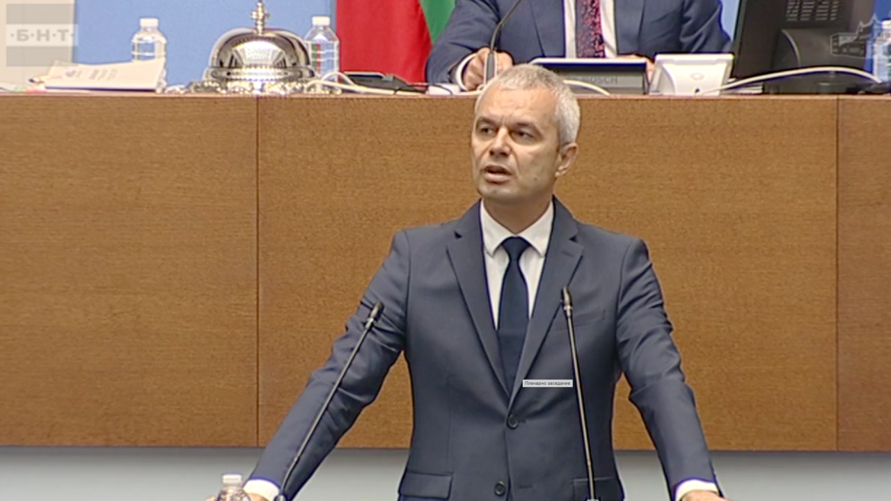 Костадинов към депутатите: Никой няма да се държи в залата като касапин