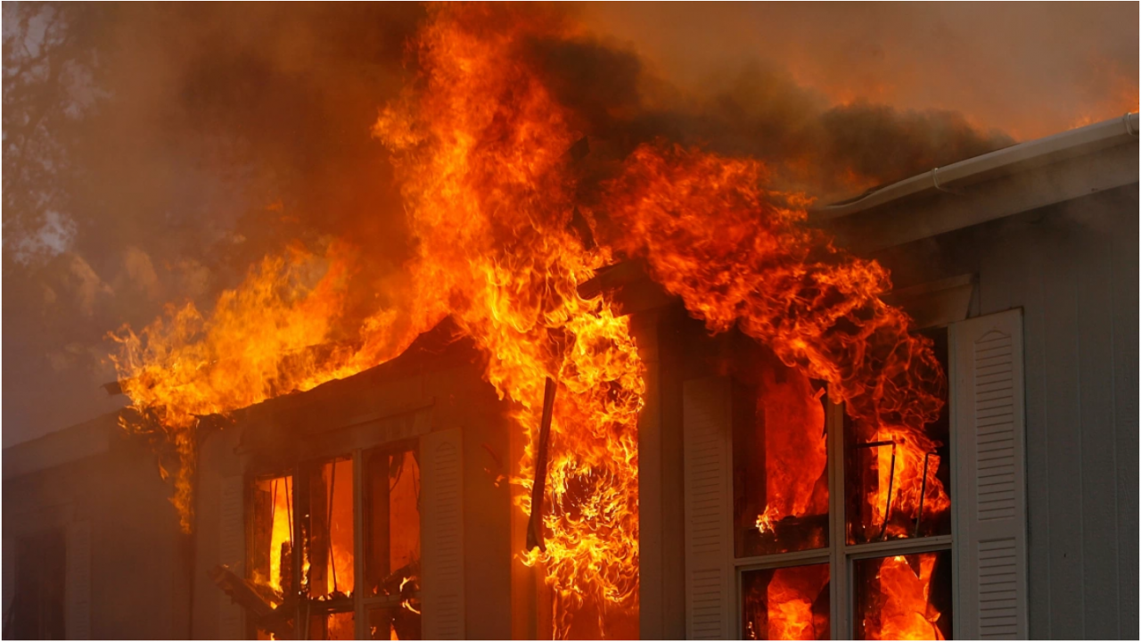 Жена загина при пожар в дома си в Стара Загора