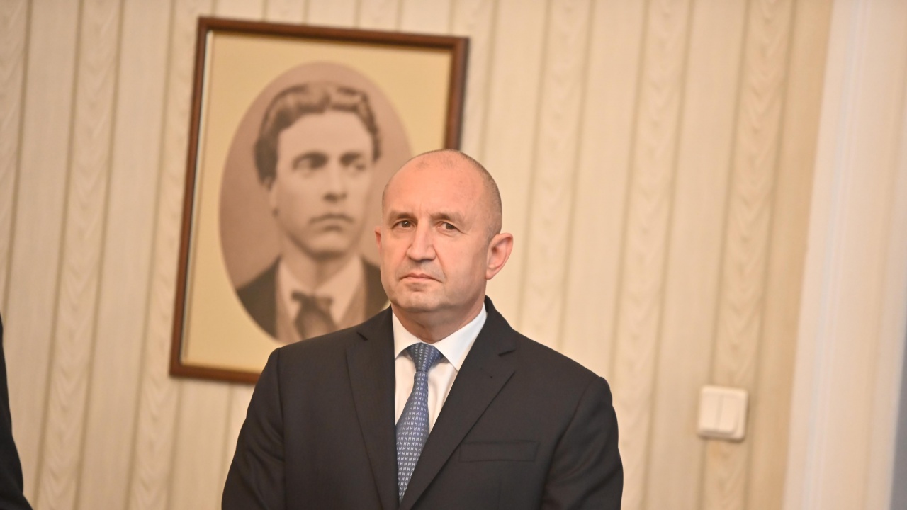 Радев поздрави българските министерства, които днес отбелязват 145 години от създаването си, и техните служители